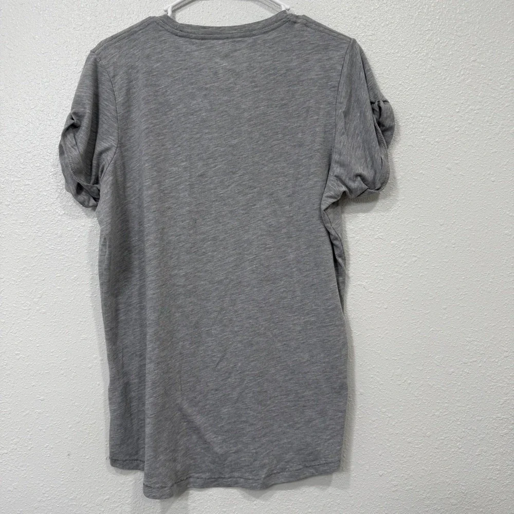 Nike Womens Loose Fit Grey Graphic Tee Yellow Gradient Swoosh 717329-064 Size L